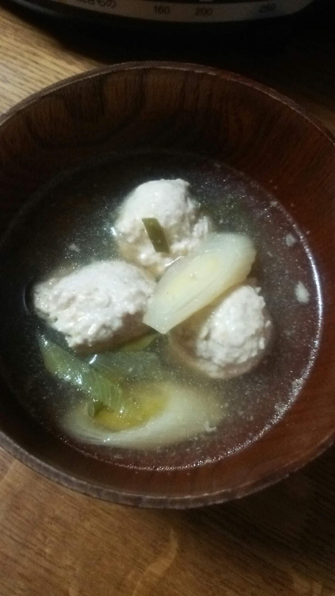 鶏団子のネギダシダスープ