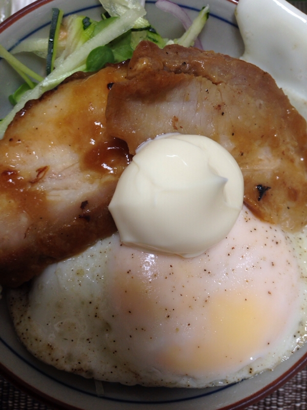 リメイク焼き豚サラダマヨ丼(*^^*)