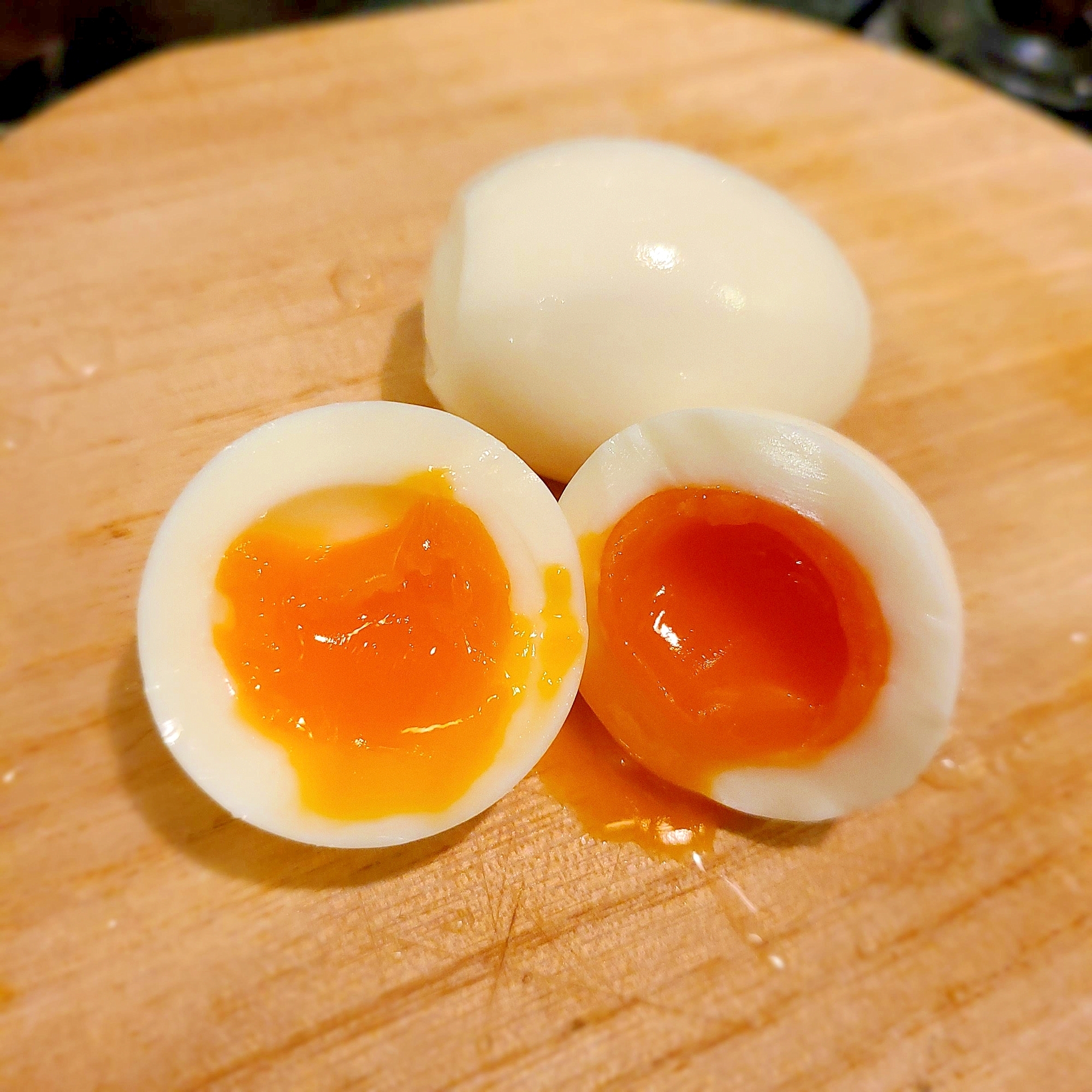 氷無しでもツルンと剥ける!半熟卵