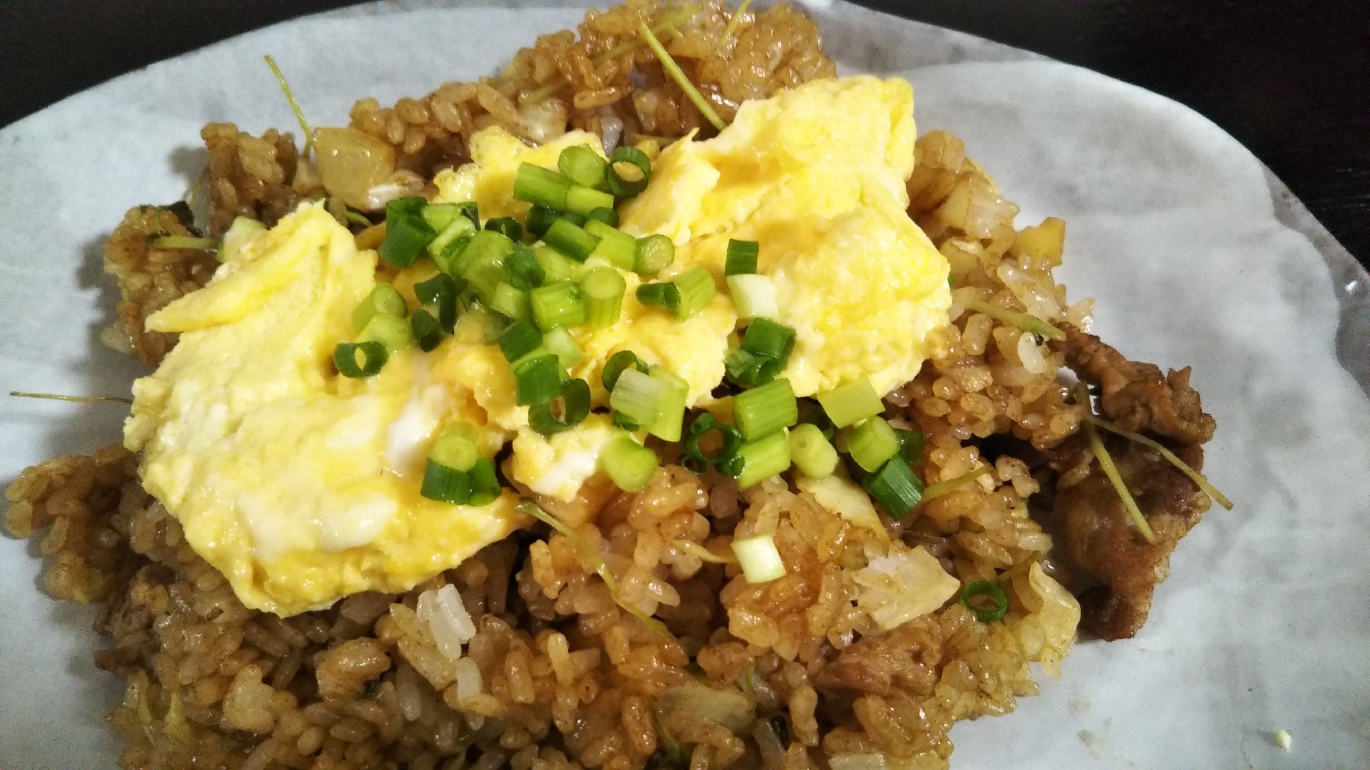 焼きそばソースでそばめし風チャーハン