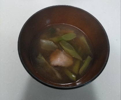 うど（独活）と豚肉のお味噌汁