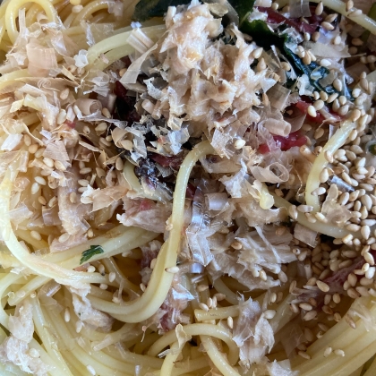 梅のサッパリとツナが相性良くて美味しかったです^_−☆