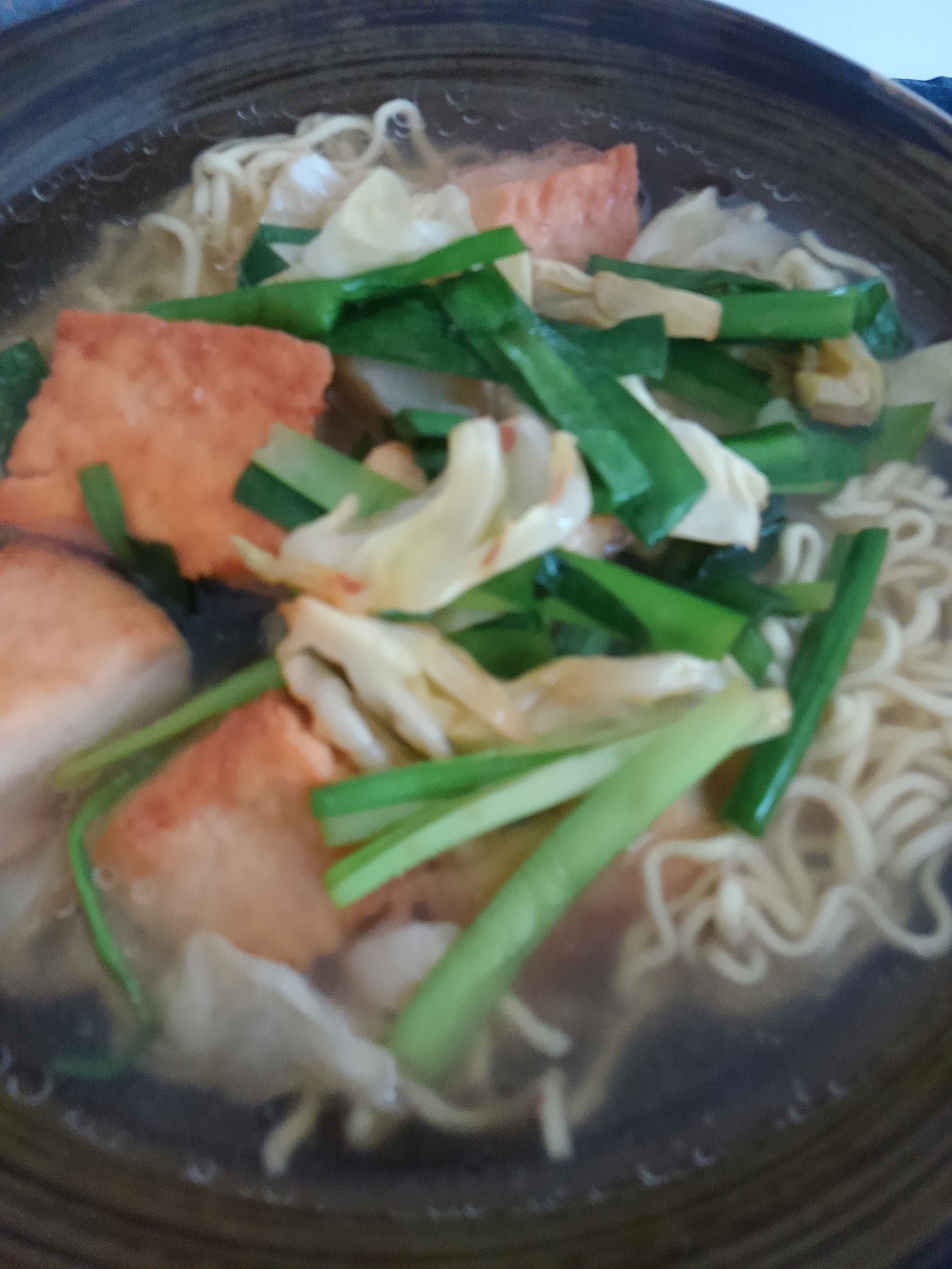 即席 塩ラーメン　焼肉ダレ炒めを乗せて。