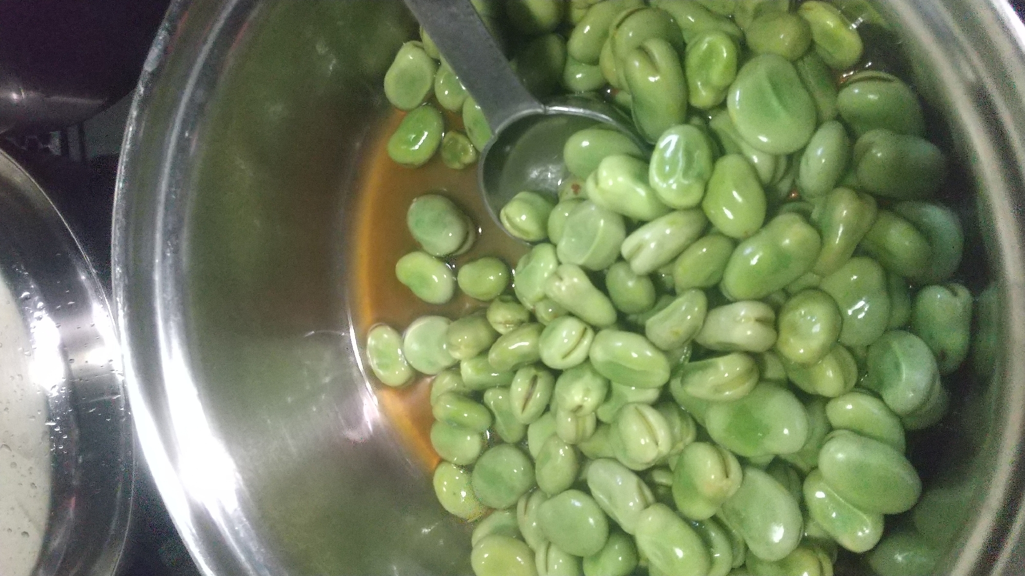 簡単、直ぐ出来る!そらまめ煮物