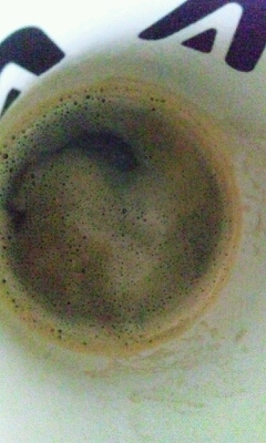 アーモンドコーヒー、今朝も目覚めの一杯です(*^O^*)