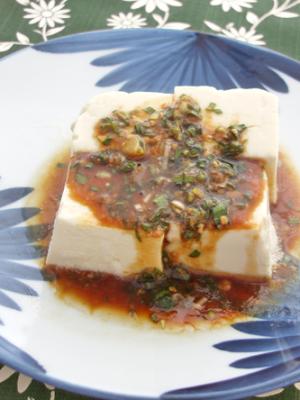 ピリ辛湯豆腐