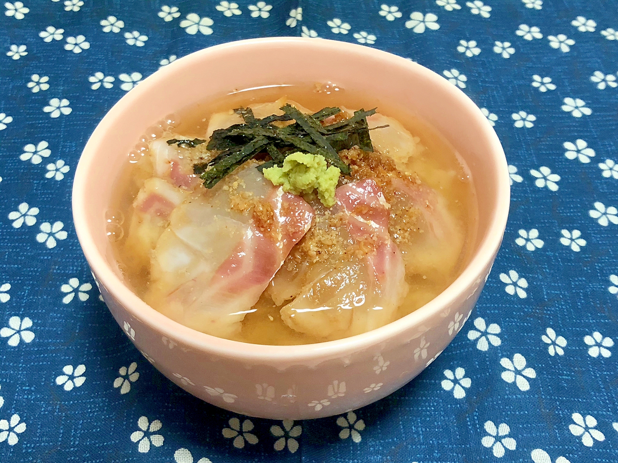 胡麻の風味香る♪贅沢鯛茶漬け