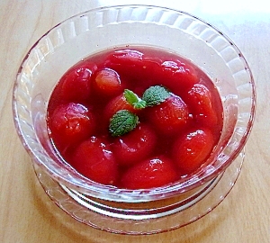 トマトのワイン漬け