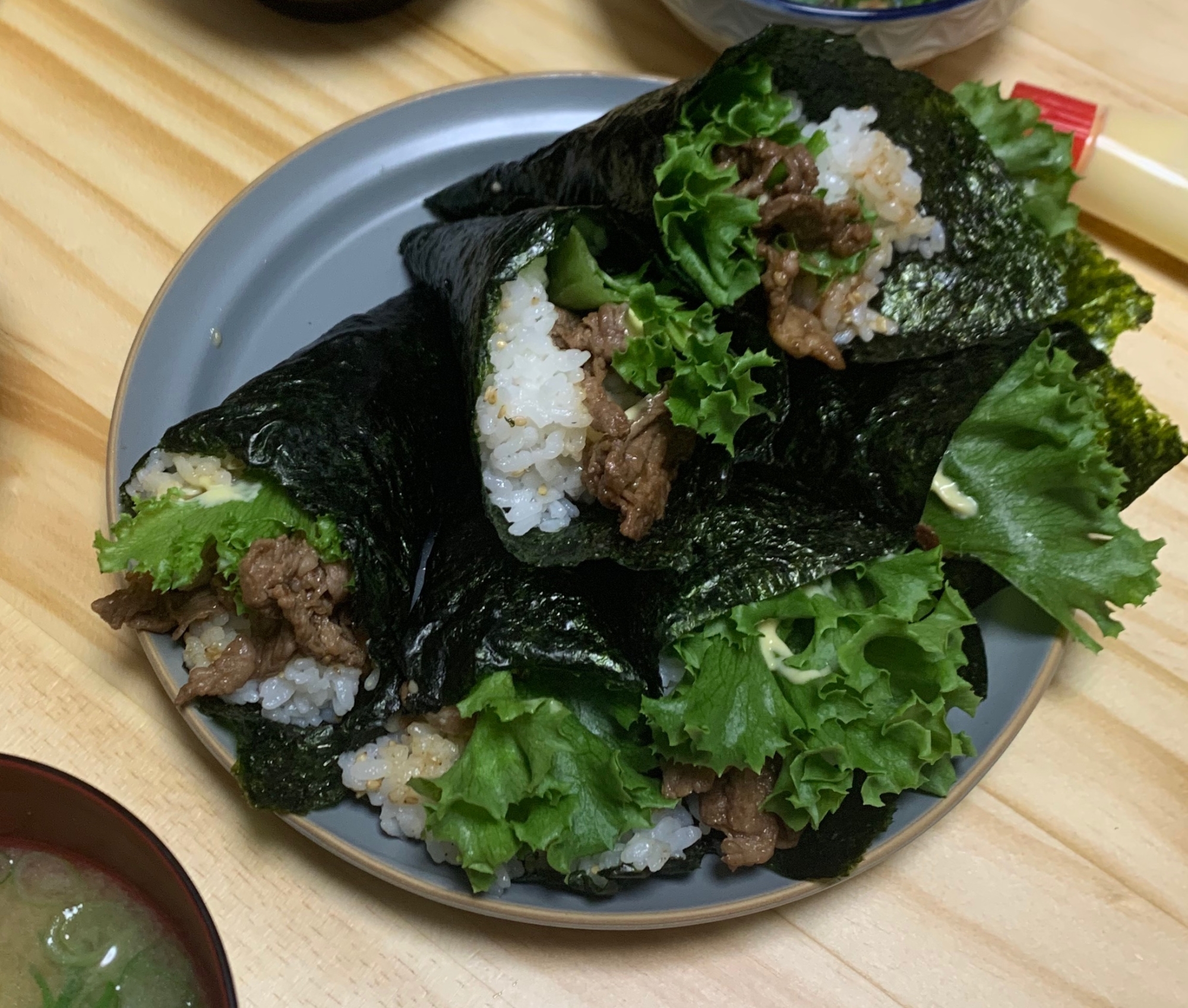 食べ応えあり!!お肉の手巻き