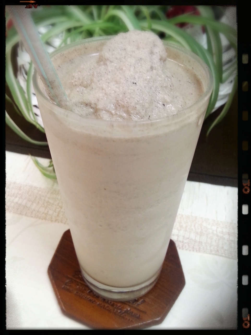 良質なたんぱく質たっぷり 黒ゴマチョコスムージー レシピ 作り方 By 練夏 楽天レシピ 良質なたんぱく質たっぷり 黒ゴマチョコスムージー レシピ 作り方 By 練夏 楽天レシピ