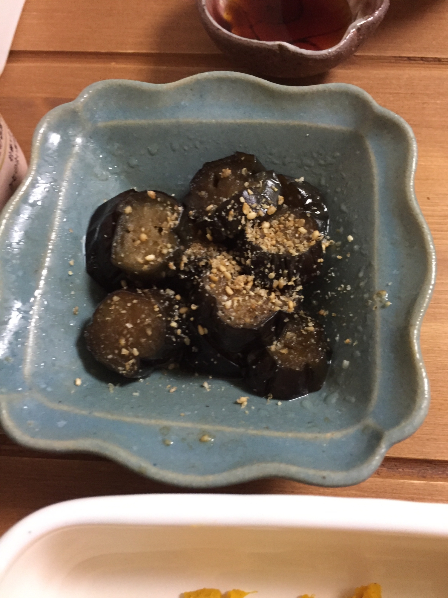 茄子の煮浸しすりごまかけ