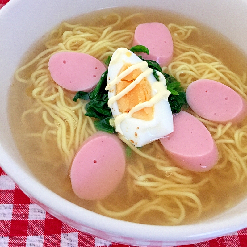 ほうれん草と魚肉ソーセージのラーメン☆