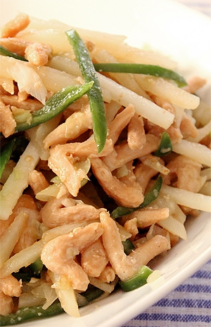 有機じゃがいもと大豆たんぱくの味噌チンジャオロース