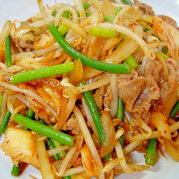 にんにくの芽入り もやしと豚肉のキムチ炒め レシピ 作り方 By Mint74 楽天レシピ にんにくの芽入り もやしと豚肉のキムチ炒め レシピ 作り方 By Mint74 楽天レシピ