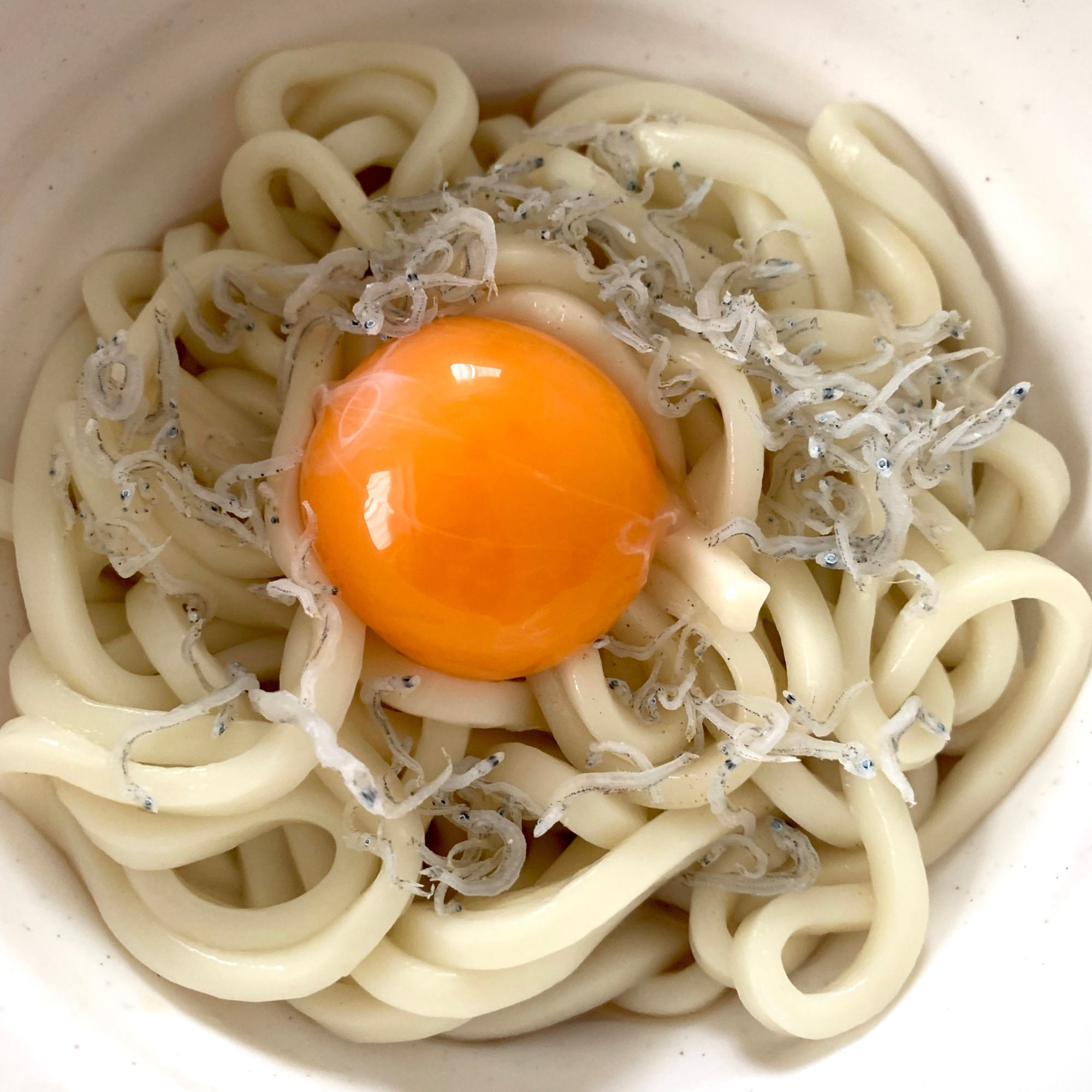 【簡単】たまごじゃこうどん