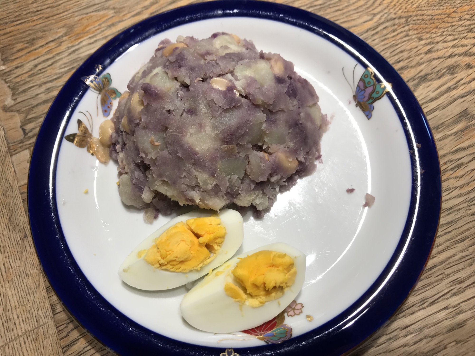 紫芋と水煮大豆のヘルシーポテトサラダ
