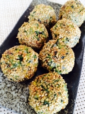 おかずごま団子 カボチャ ほうれん草 レシピ 作り方 By アマンナ 楽天レシピ