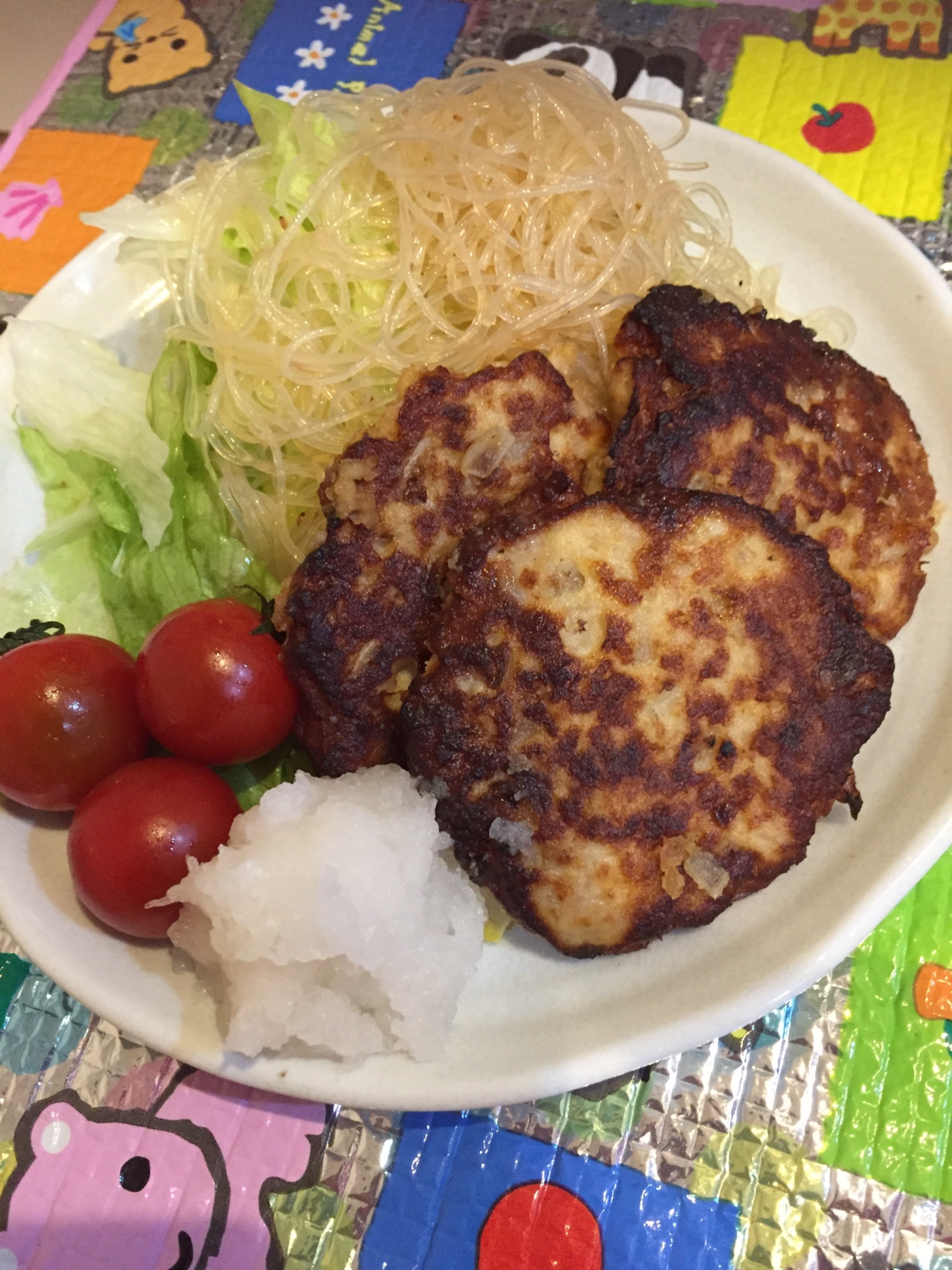 いくつ食べてもローカロリー！豆腐ふわふわハンバーグ