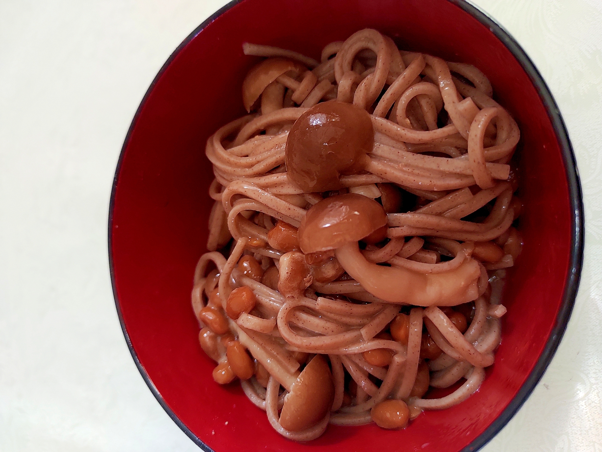 しめじと納豆の混ぜそば
