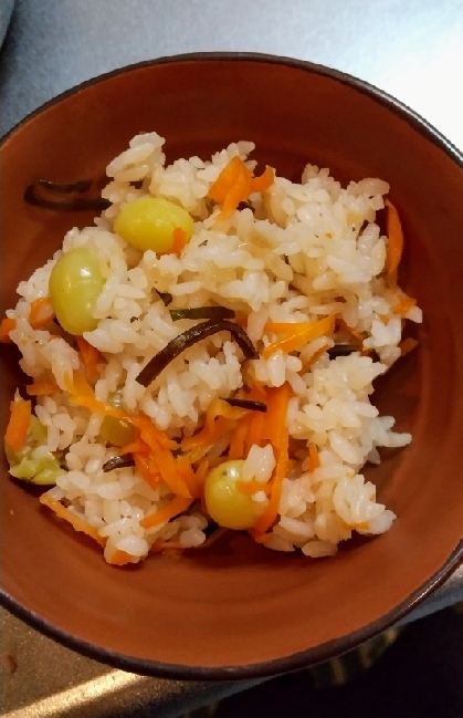 こんばんは☆彡う～ん！凄く美味しい！！美味しくておかわりです笑
いつも我が家の食卓を明るくさせていただいてありがとうございます♪
