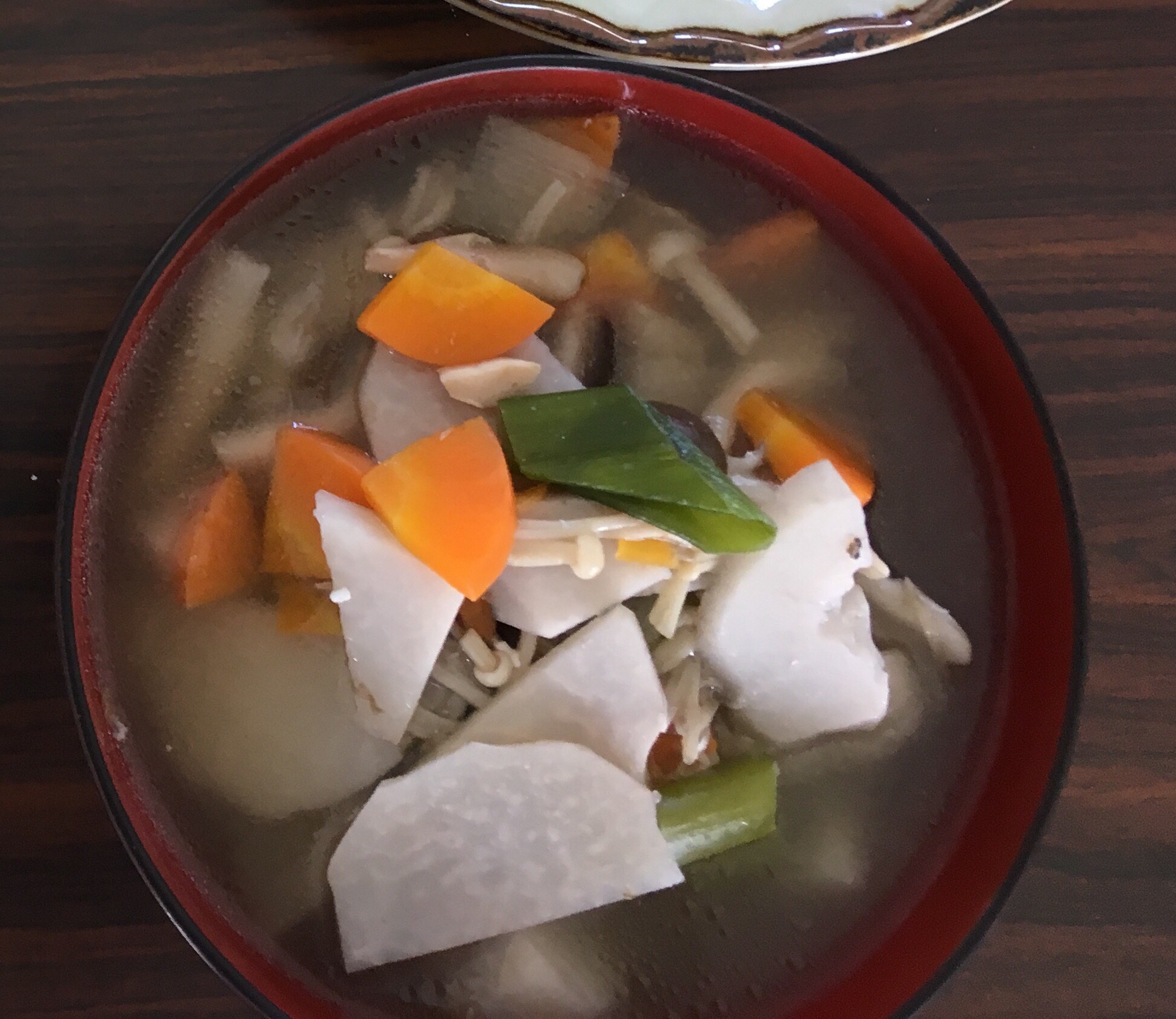 里芋きのこ汁 レシピ 作り方 By Tommeg12 楽天レシピ 里芋きのこ汁 レシピ 作り方 By Tommeg12 楽天レシピ