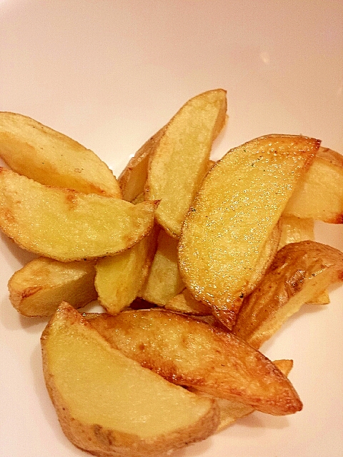 ノンフライヤーで簡単に新じゃがで フライドポテト レシピ 作り方 By トモチ 楽天レシピ