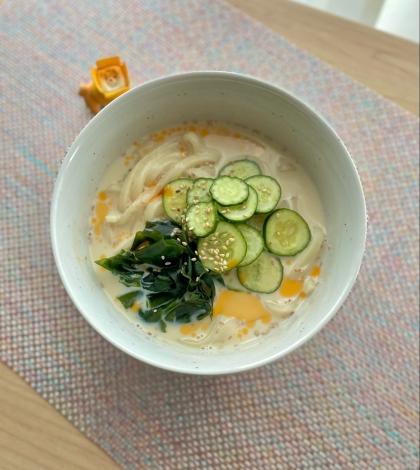 ごま豆乳味噌の冷やしうどん