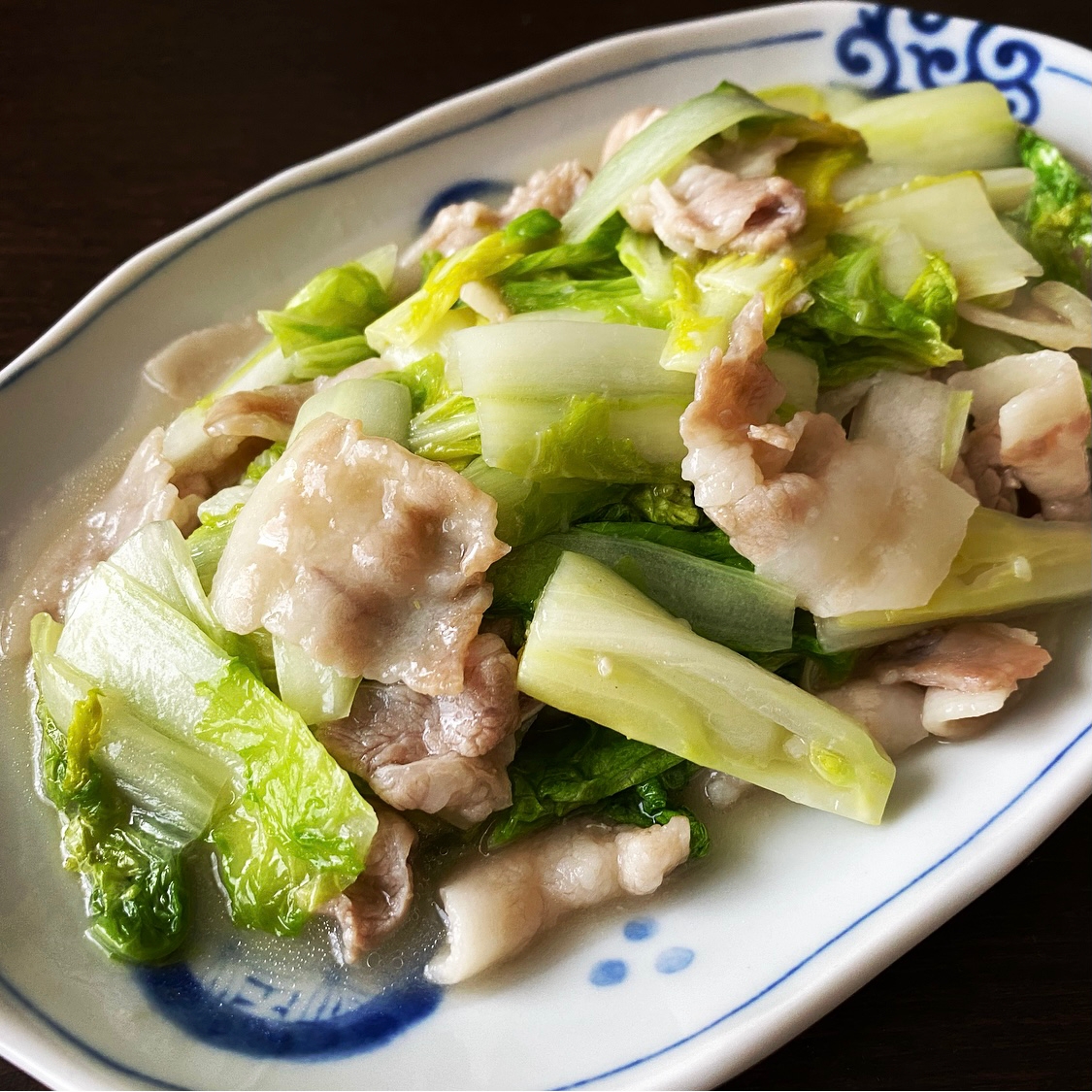 シンプルが美味しい♡山東菜と豚肉の塩にんにく炒め