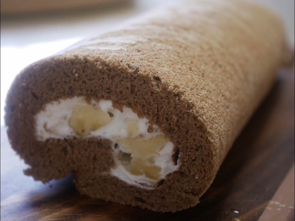 バナナ入りチョコロールケーキ レシピ 作り方 By Maroncream 楽天レシピ バナナ入りチョコロールケーキ レシピ 作り方 By Maroncream 楽天レシピ