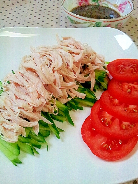 鶏胸肉で簡単に♪棒棒鶏&手作りごまダレ