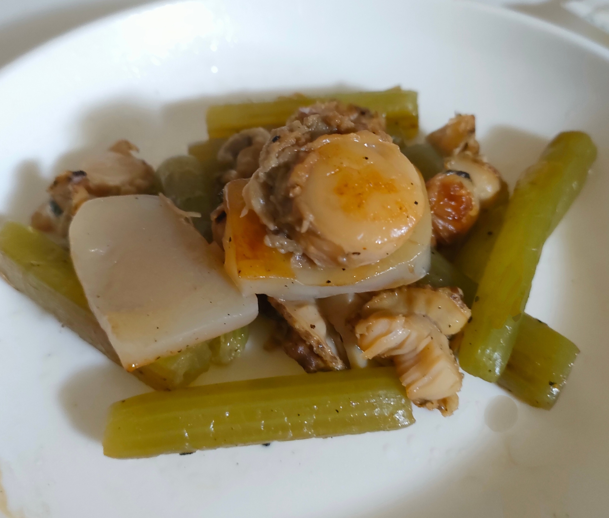 ベビーホタテとフキの煮物