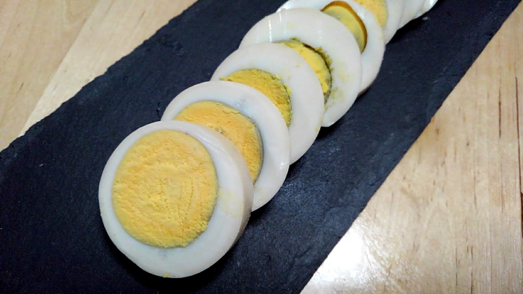白だしぶくぶく茹で卵のいくらねぎワサビ醤油がけ レシピ 作り方 By かんたんれぴこ 楽天レシピ