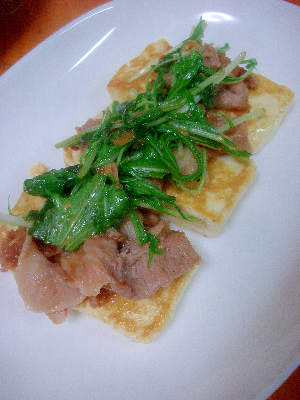 栄養満点◎豆腐ステーキの豚肉ソースかけ