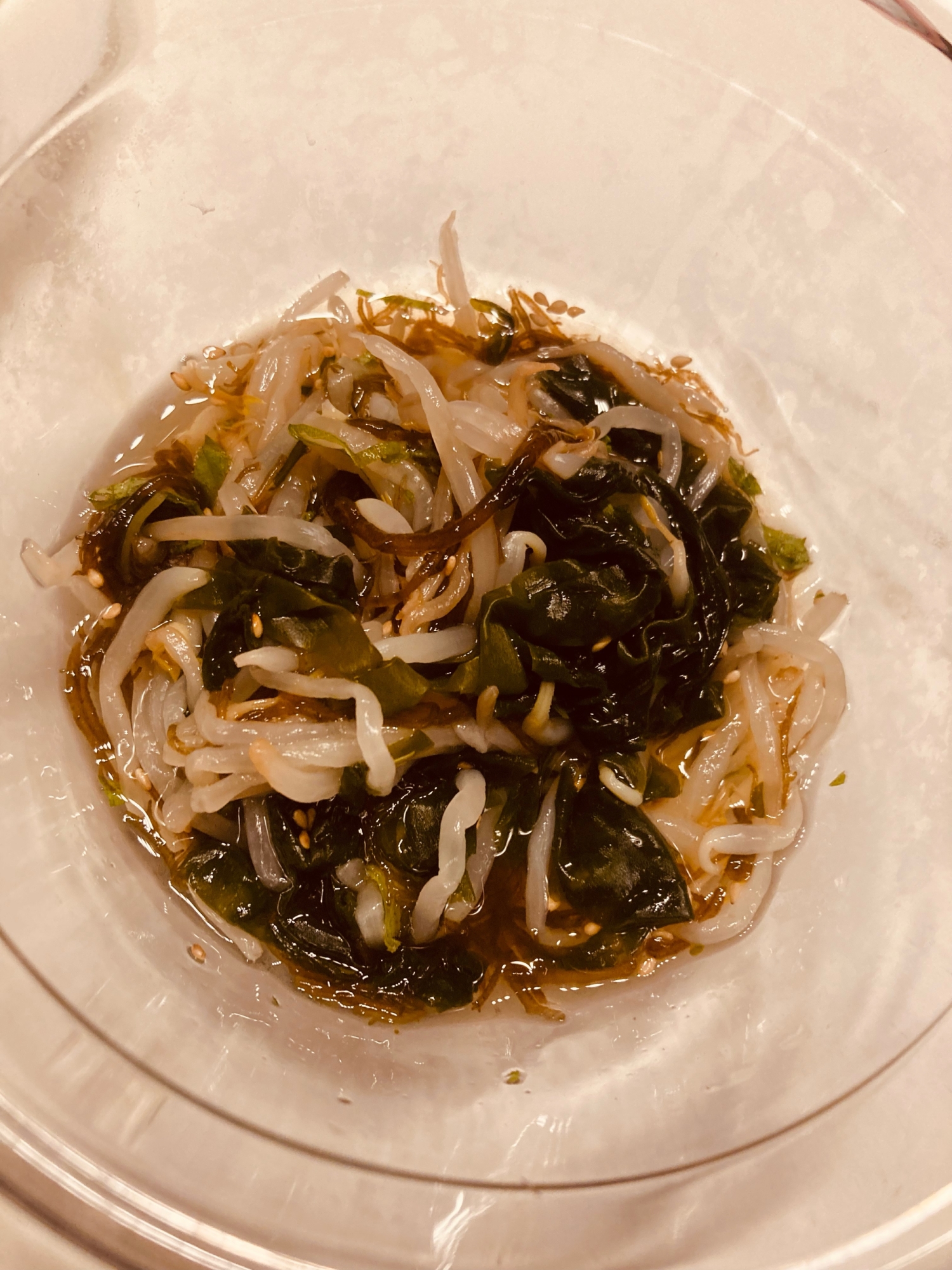 もやしともずくの海藻サラダ