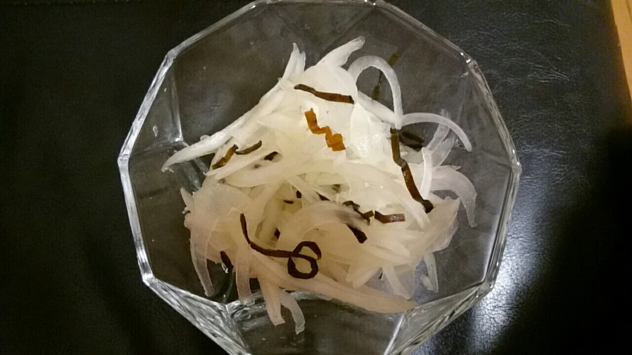 簡単!血液サラサラ玉ねぎスライスと塩こんぶ