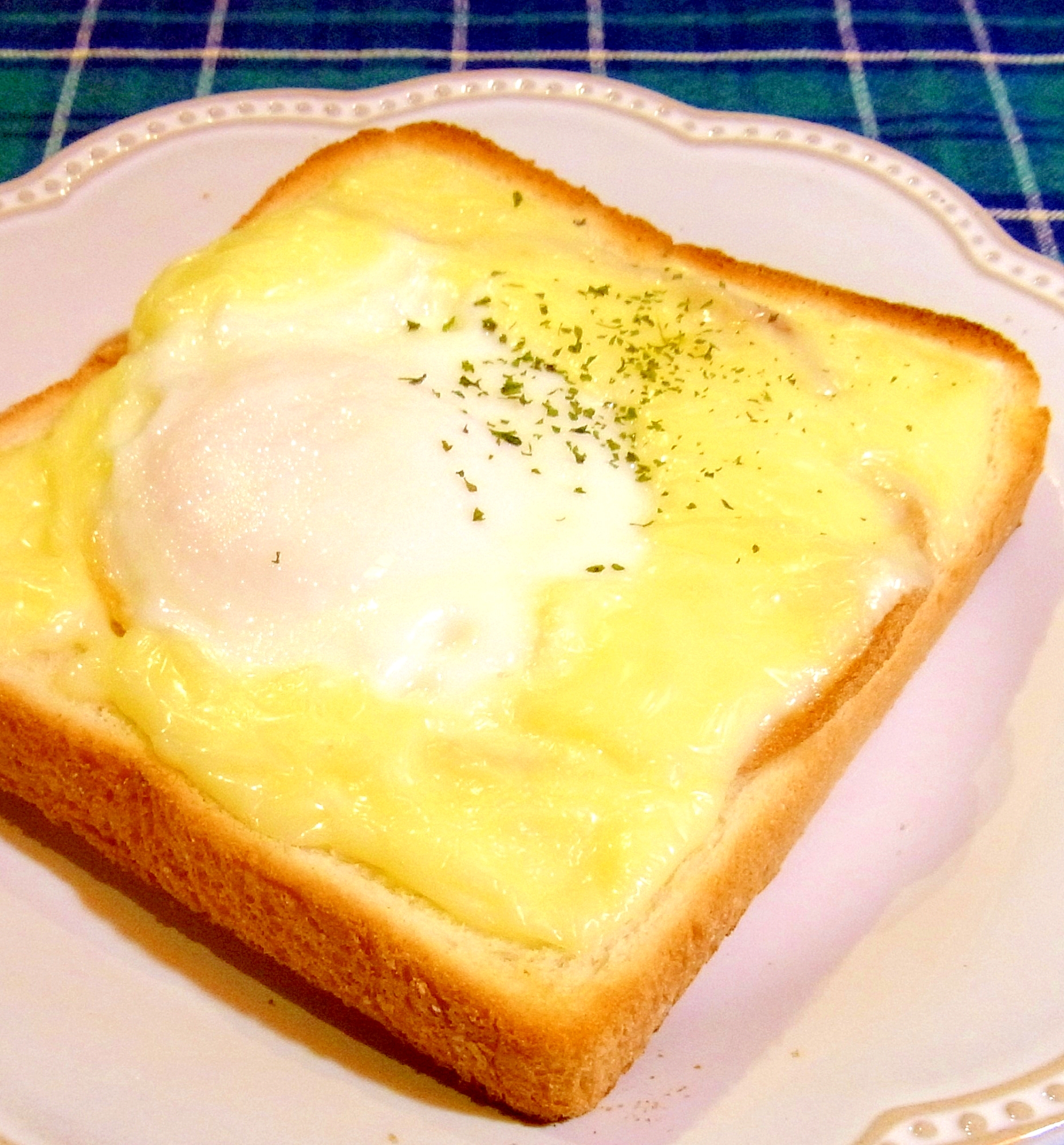目玉焼きチーズトースト レシピ 作り方 By メリッコ 楽天レシピ