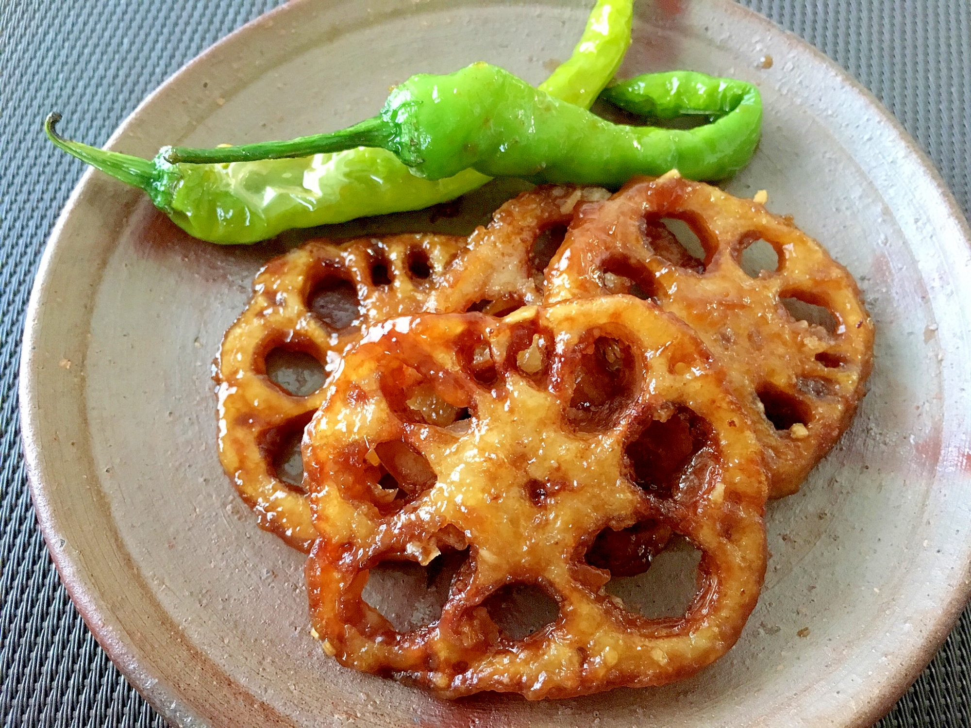 れんこんのサクサク南蛮漬け☆焼き甘長添え