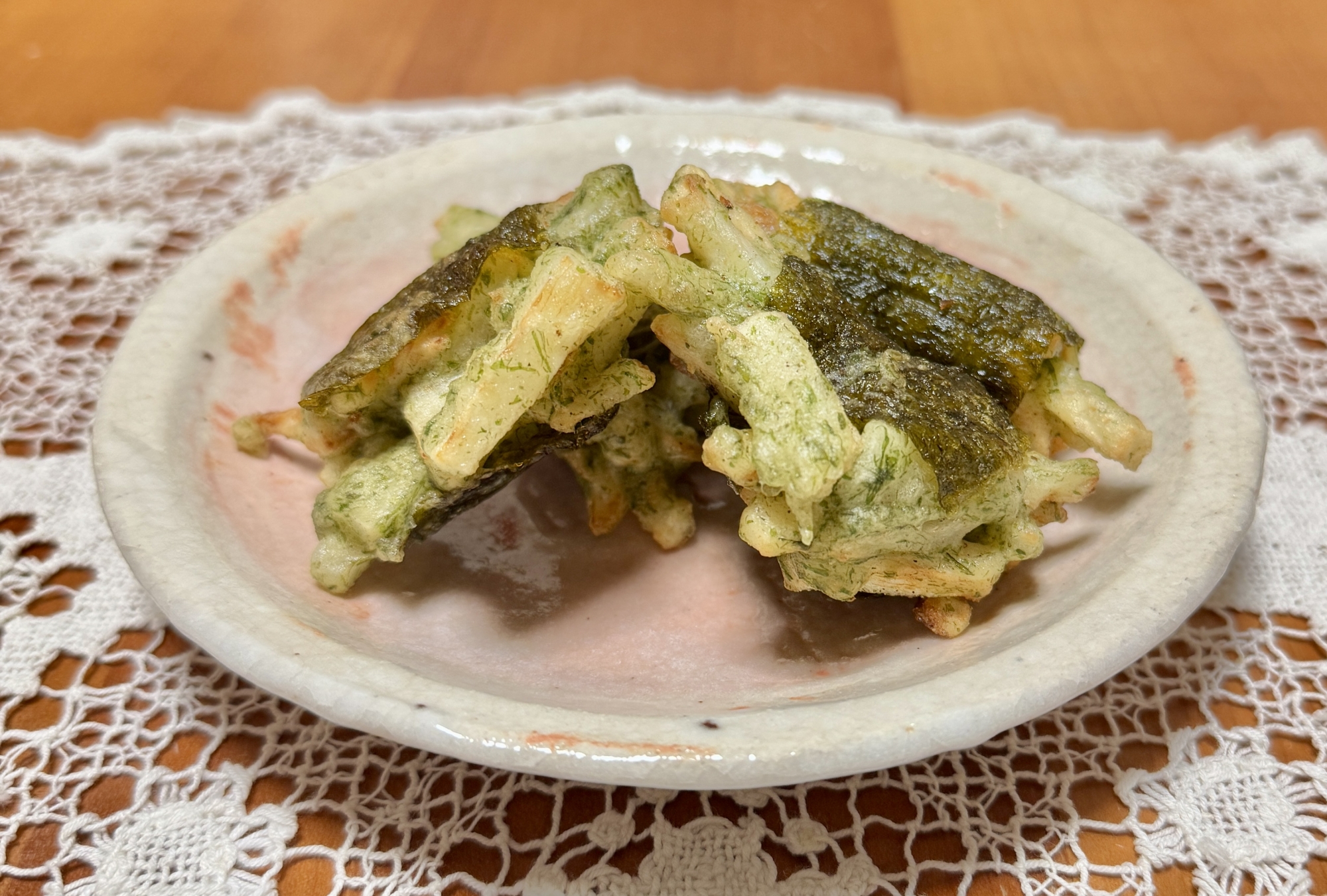 お弁当にも(ღˇᴗˇ)長芋と青のりの☆海苔巻き揚げ