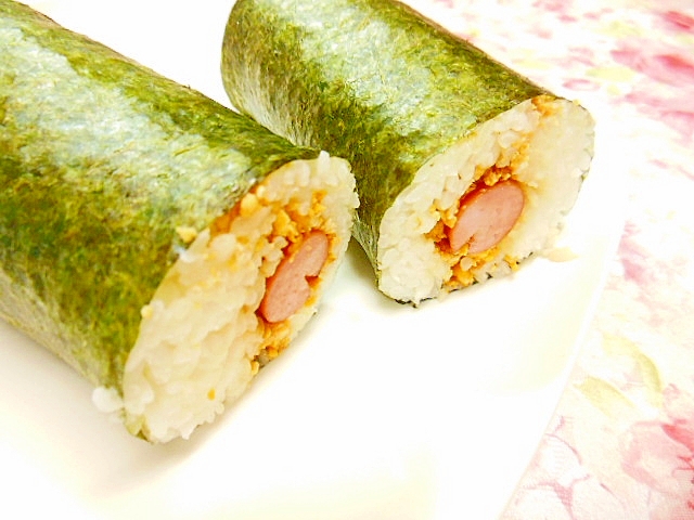 ❤ＷＩＮナーと炒り卵の巻き寿司❤