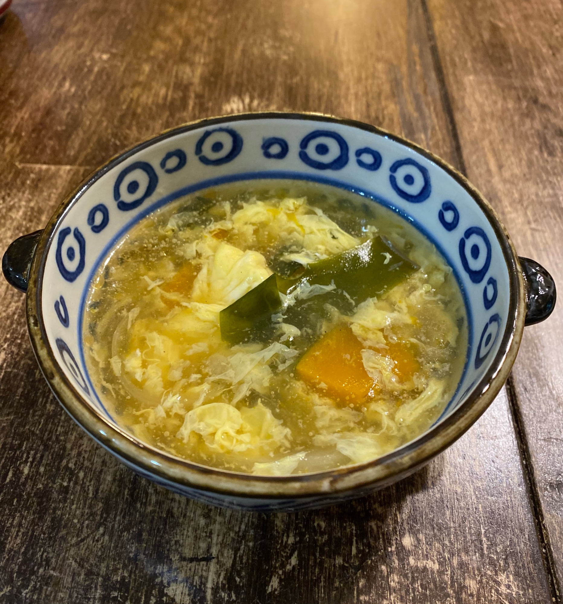 寒い日は、たまごとかぼちゃの【中華風スープ♬】