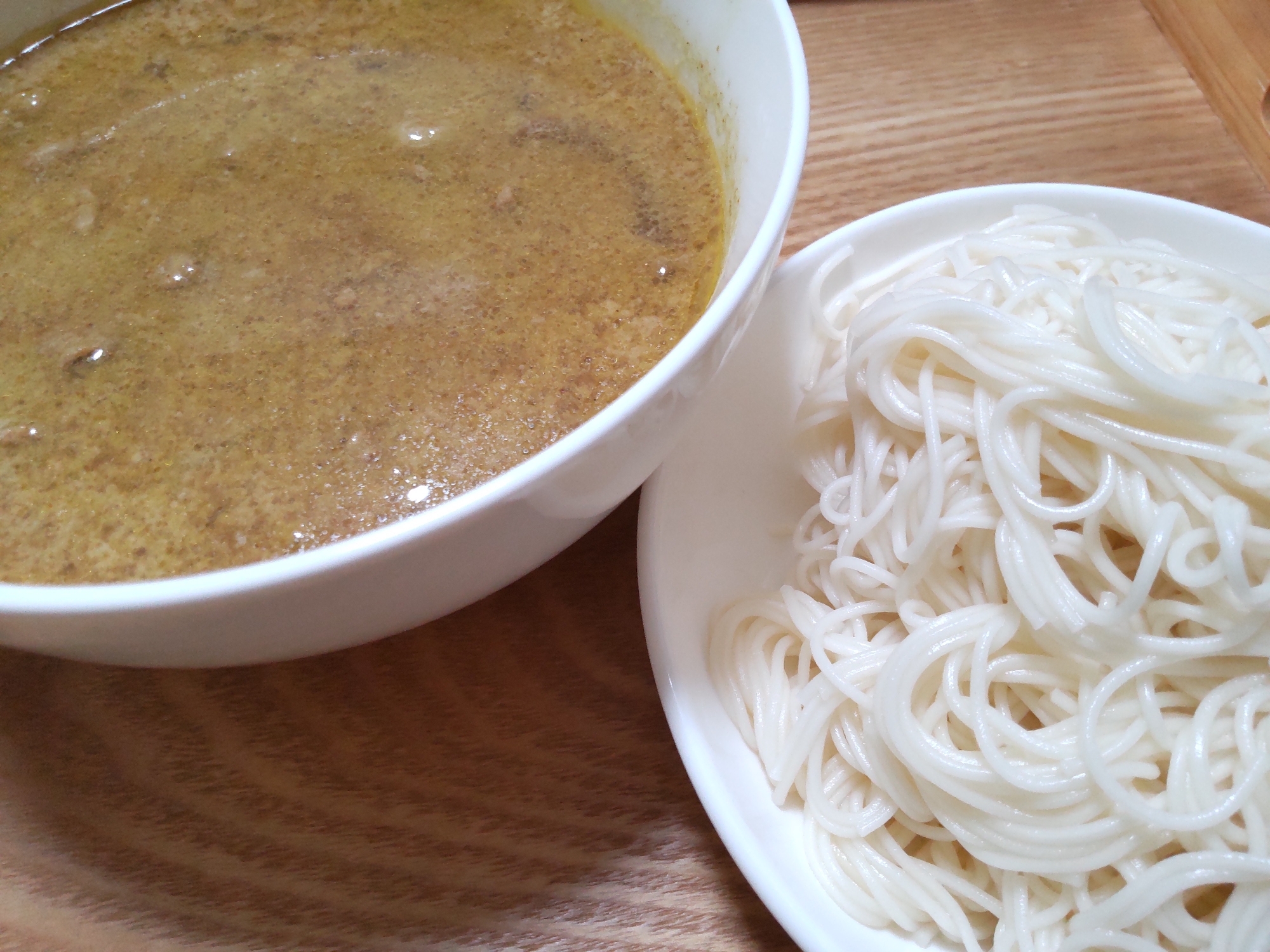 豆乳でマイルド！カレー汁そうめん