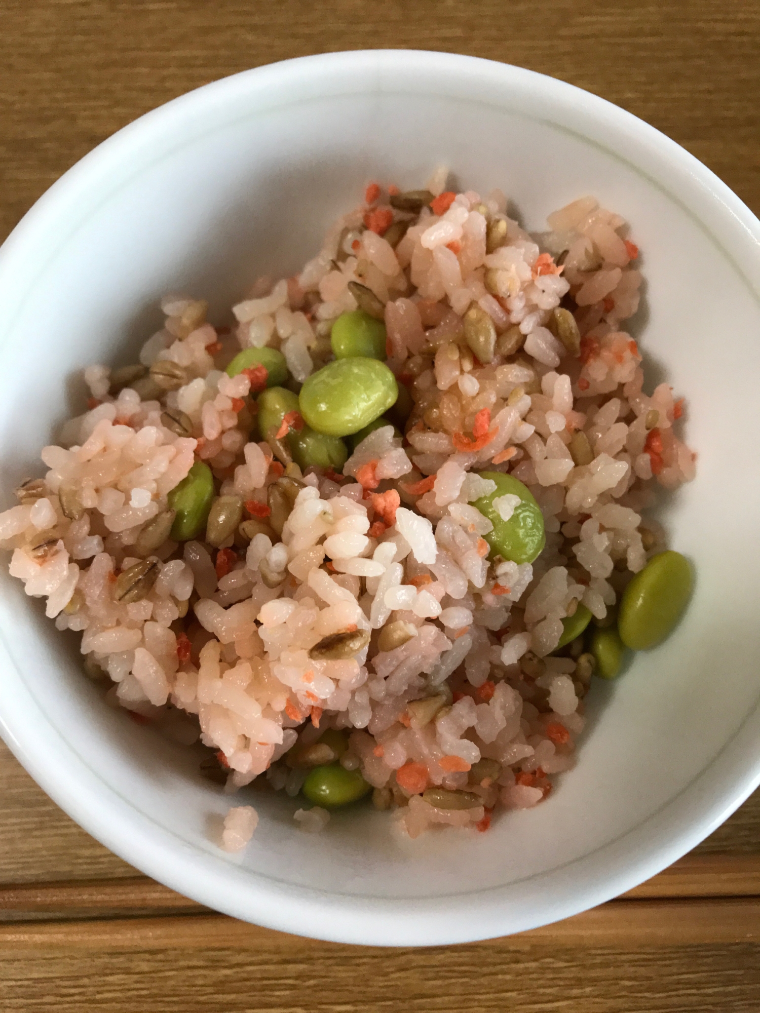 食物繊維！高タンパク！ごま香る鮭枝豆ご飯