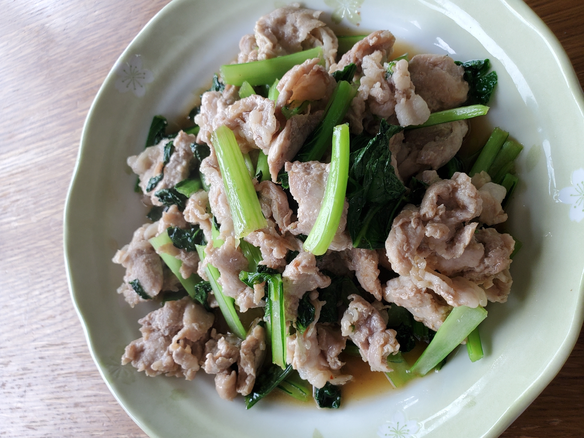 小松菜と豚肉の焼肉のたれ炒め