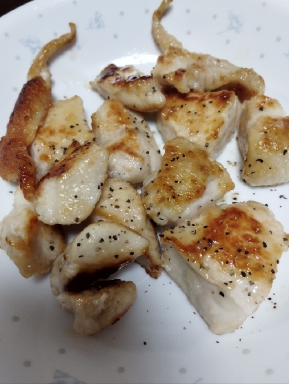ムネ肉のブラックペッパー焼き