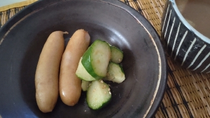 夏バテ気味でもパクパク♪きゅうりのスタミナ漬け♪