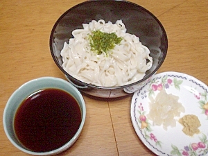 自家製アーモンドうどん