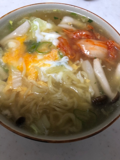 日高屋チゲ味噌っぽい!? キムチ味噌ラーメン