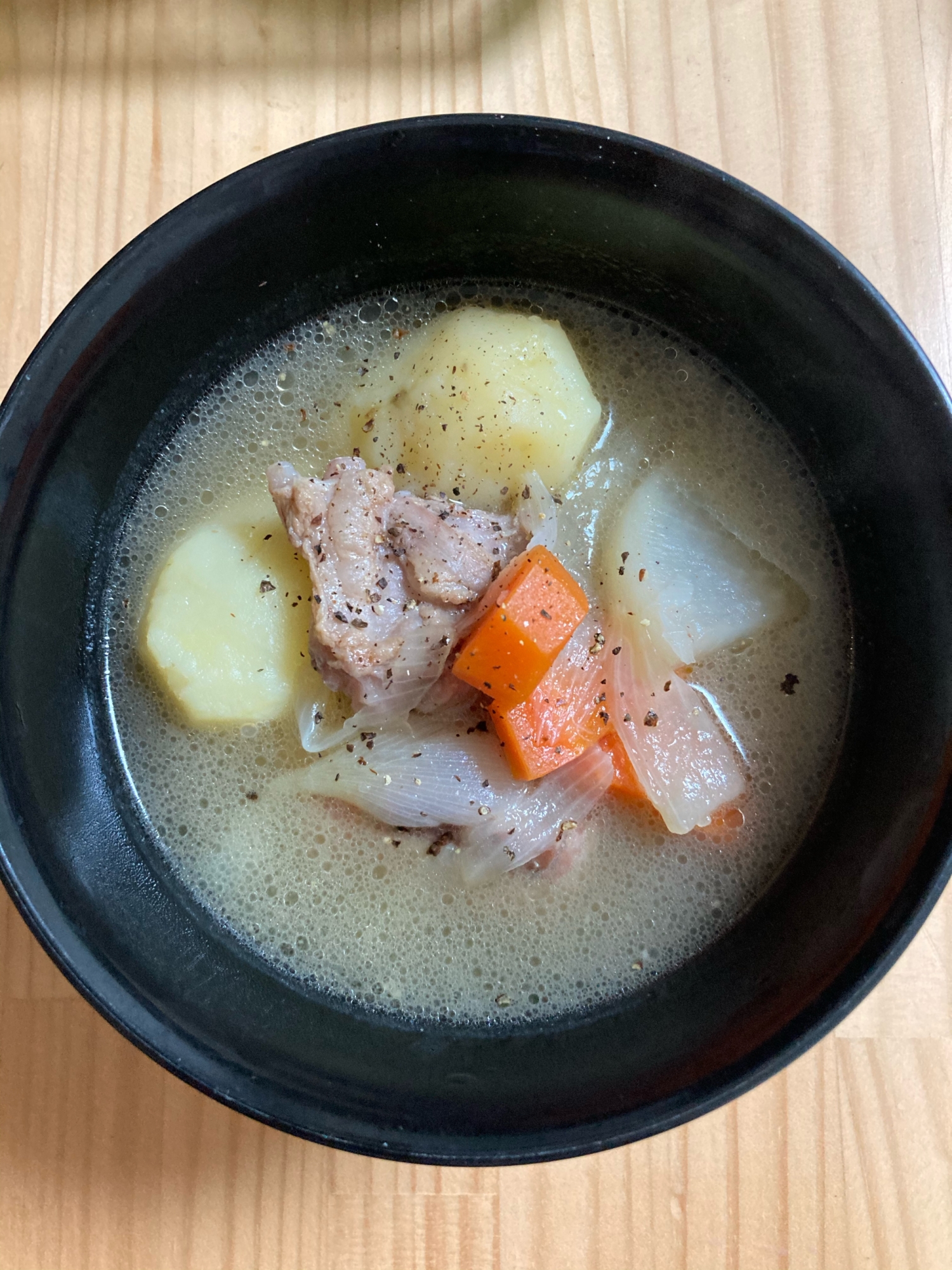 豚軟骨で！素材の味引き立つポトフ