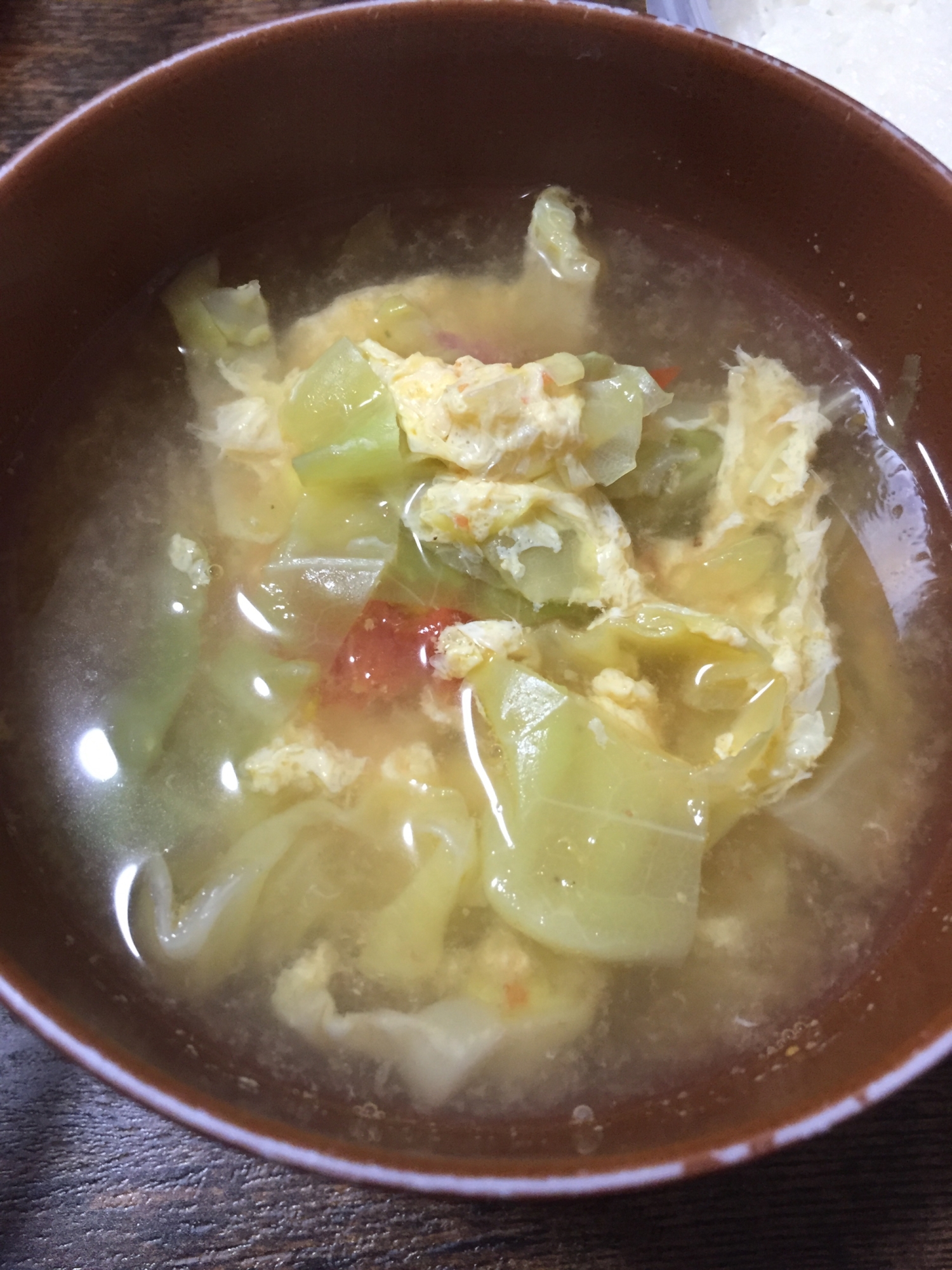 トマトキャベツ卵スープ