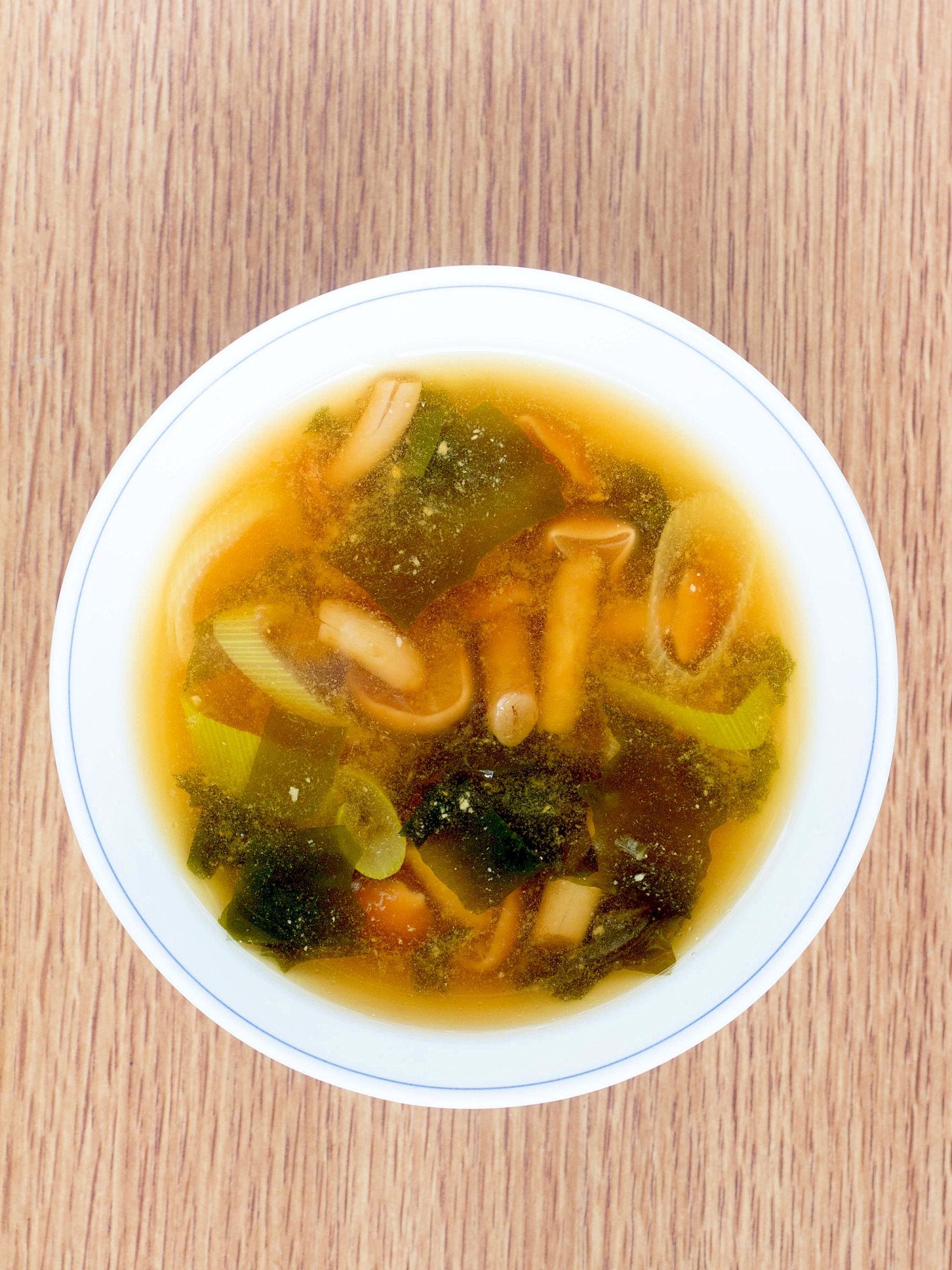 なめことわかめと長ネギのお味噌汁 レシピ 作り方 By 筋肉女子 楽天レシピ なめことわかめと長ネギのお味噌汁 レシピ 作り方 By 筋肉女子 楽天レシピ